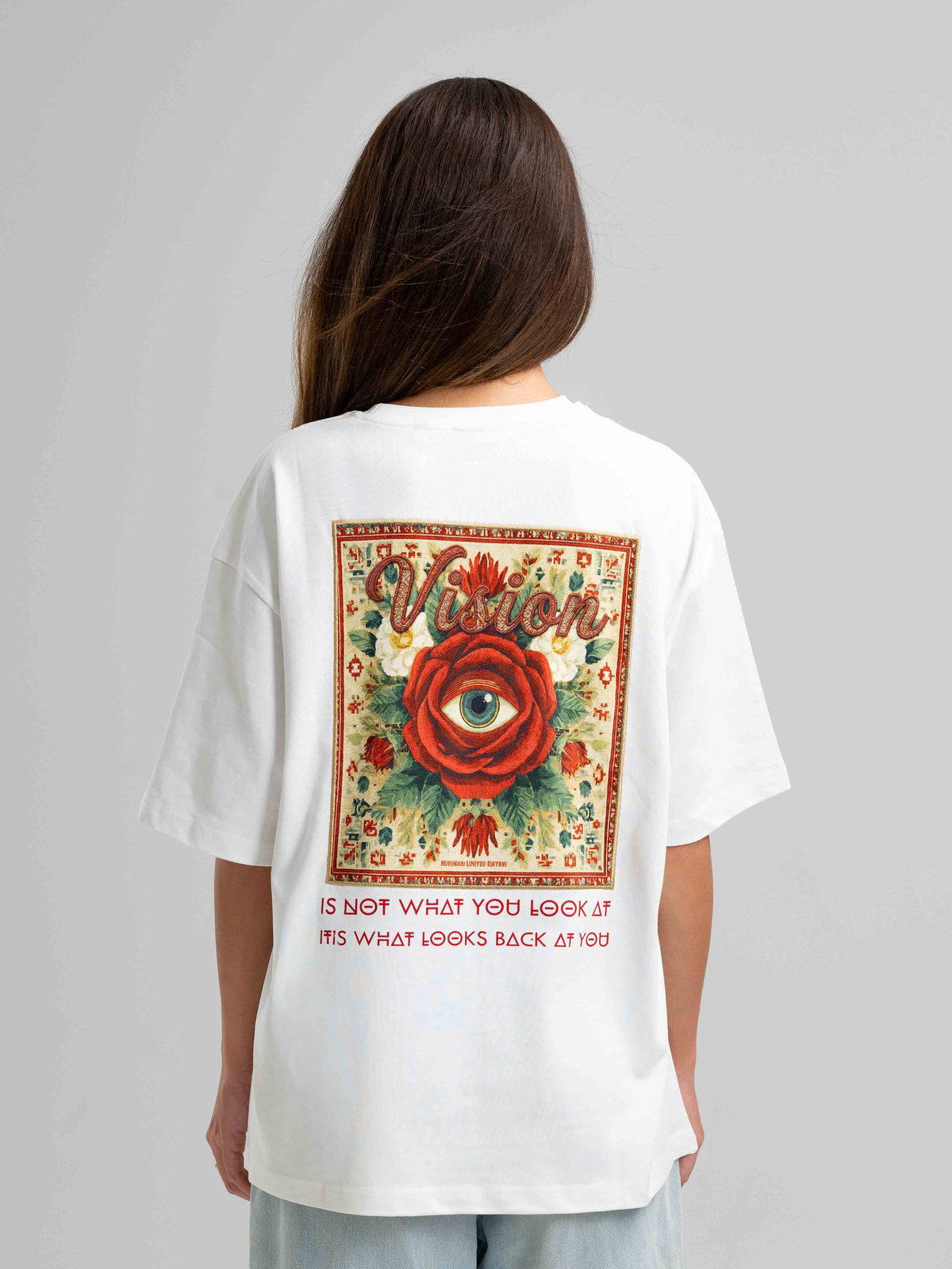 Vision Beyaz Oversize Patch Tasarım Tişört