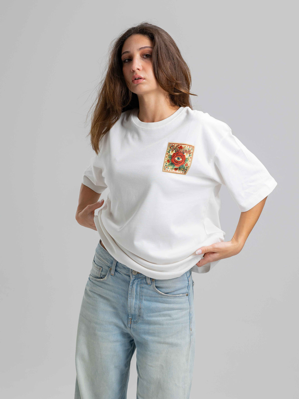 Vision Beyaz Oversize Patch Tasarım Tişört