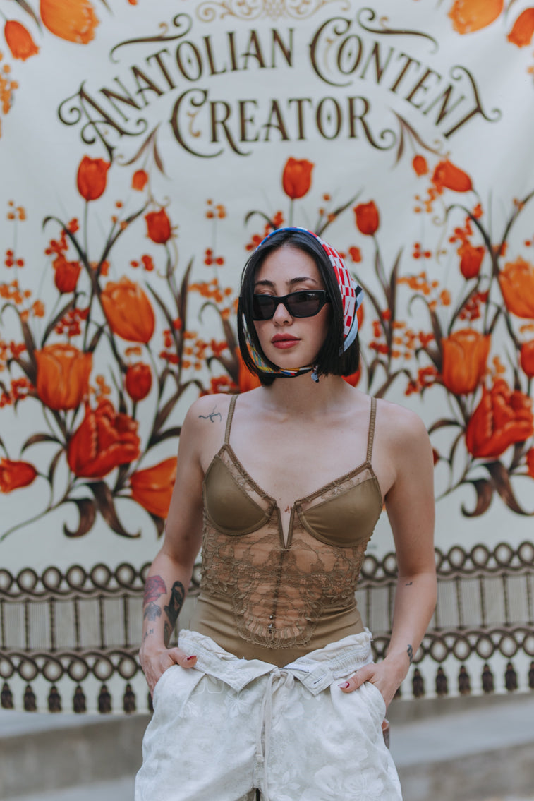 Anatolian Content Creator Duvar Örtüsü ve Backdrop