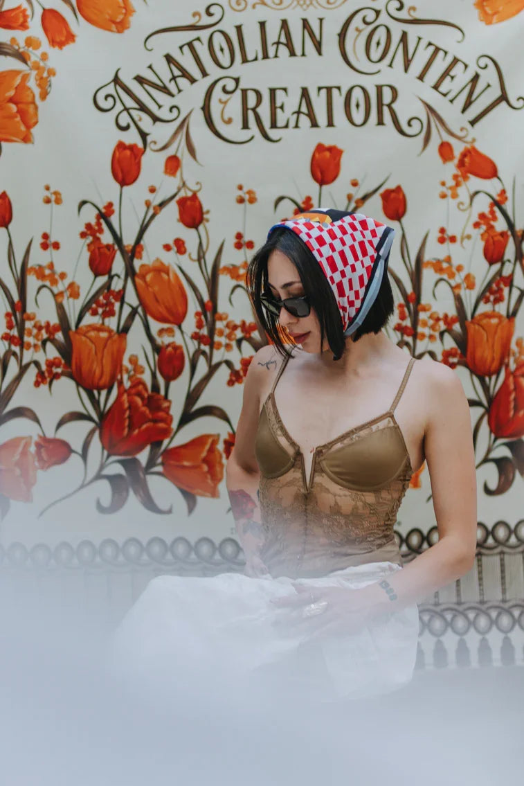Anatolian Content Creator Duvar Örtüsü ve Backdrop